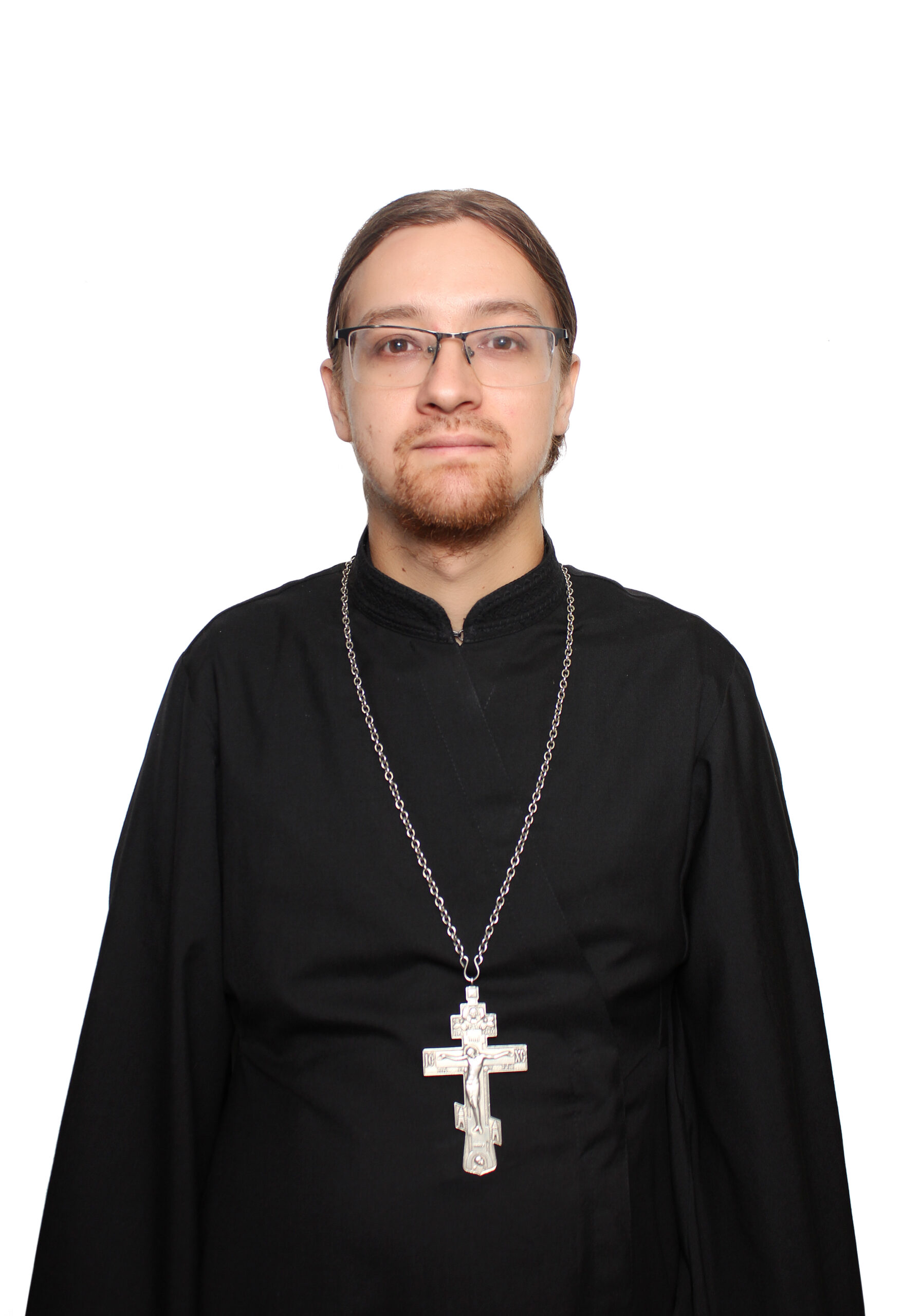 Член комиссии иерей Александр Сергеев